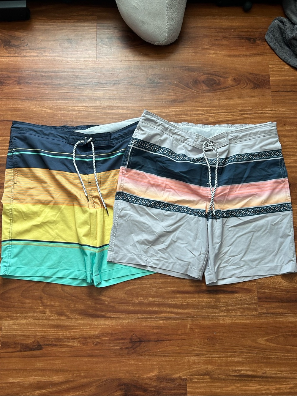 Men’s swim trunks